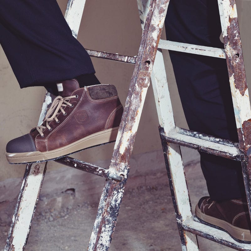 base oak safety boot b0241