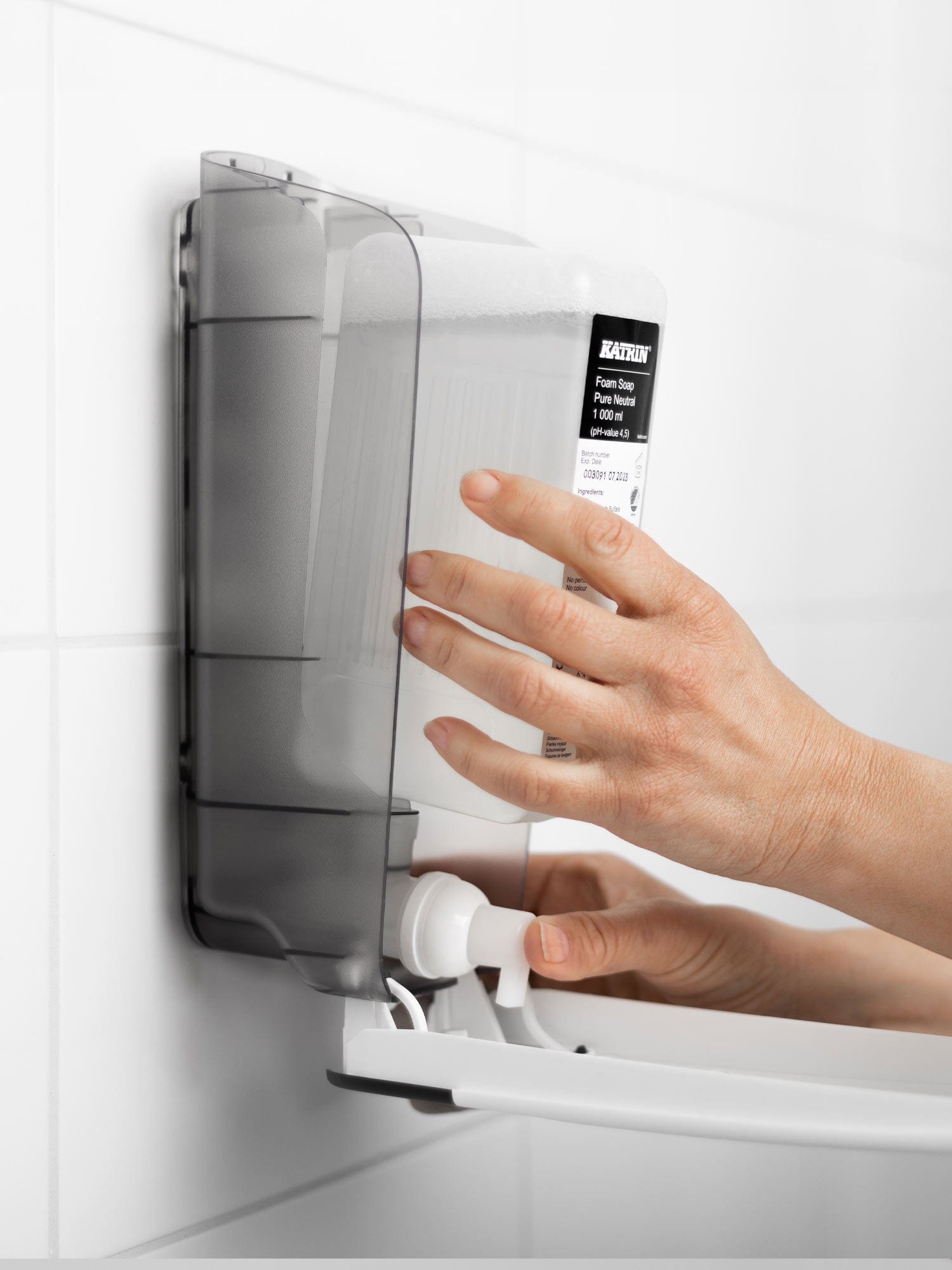 easy refill katrin soap dispenser