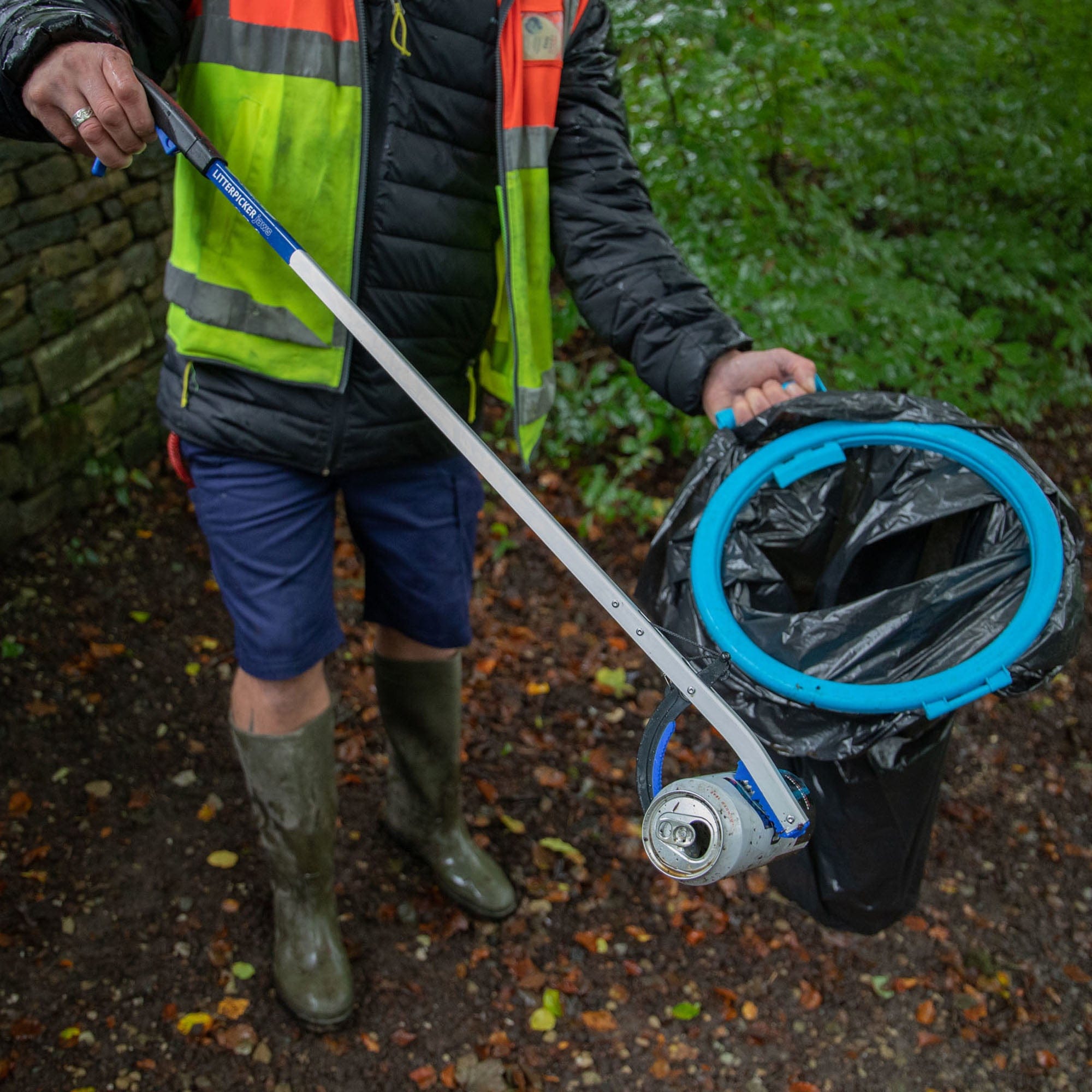 ergonomic blue silver litter picker