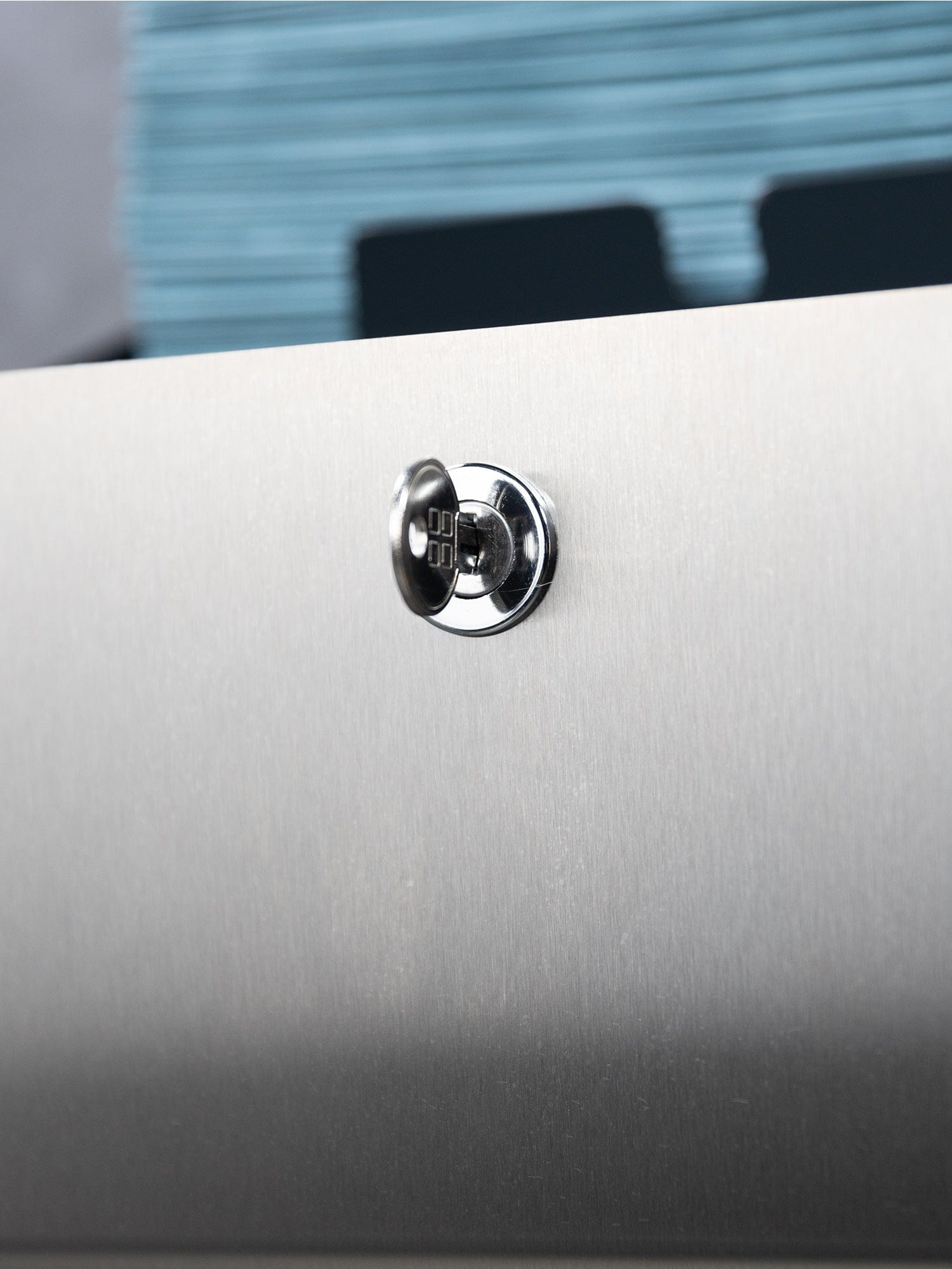 lockable synergise hand towel dispenser