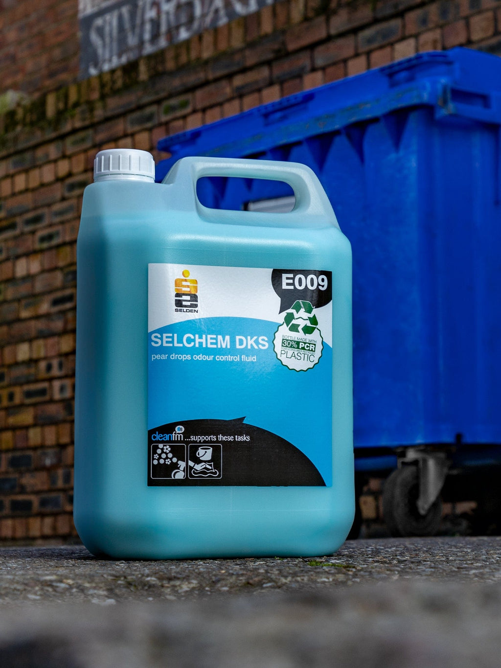 odour control fluid neutralises dump odours