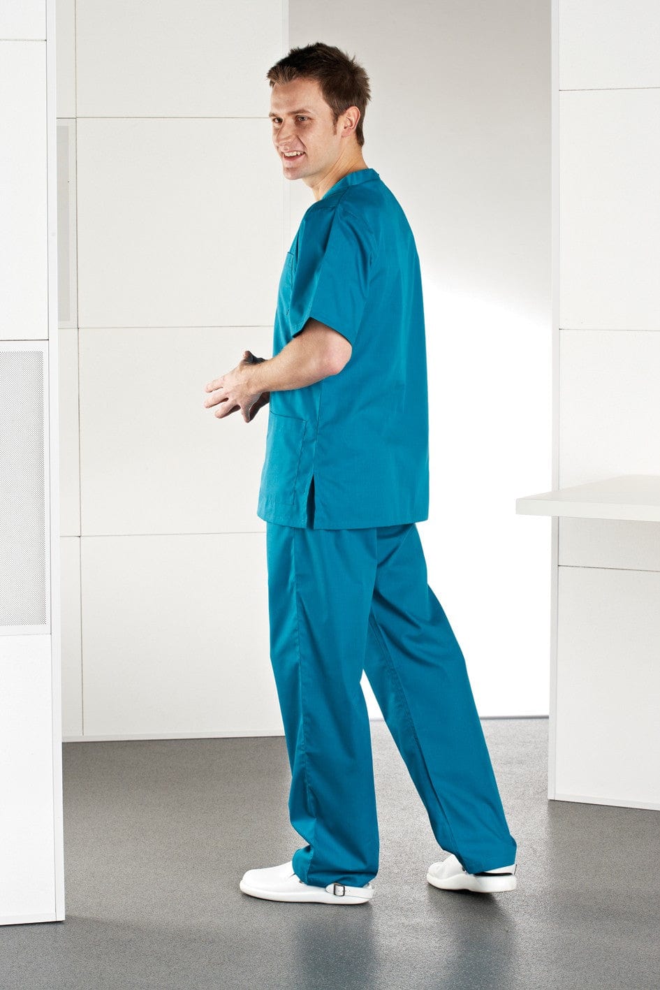 Models wears blue  Rizues Scrubs Suit