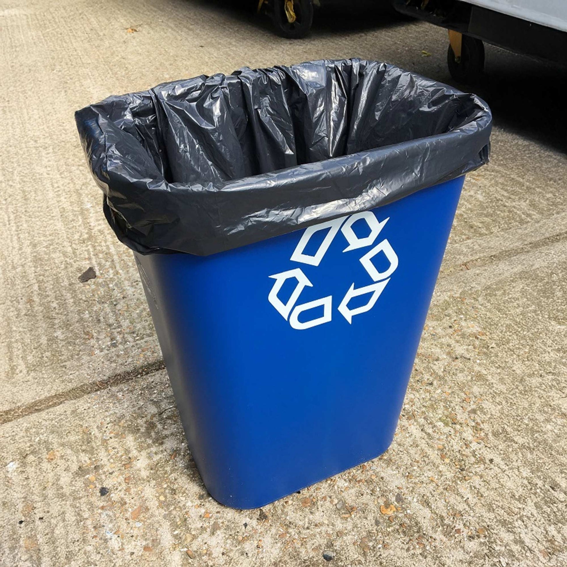 rubbermaid recycling small bin