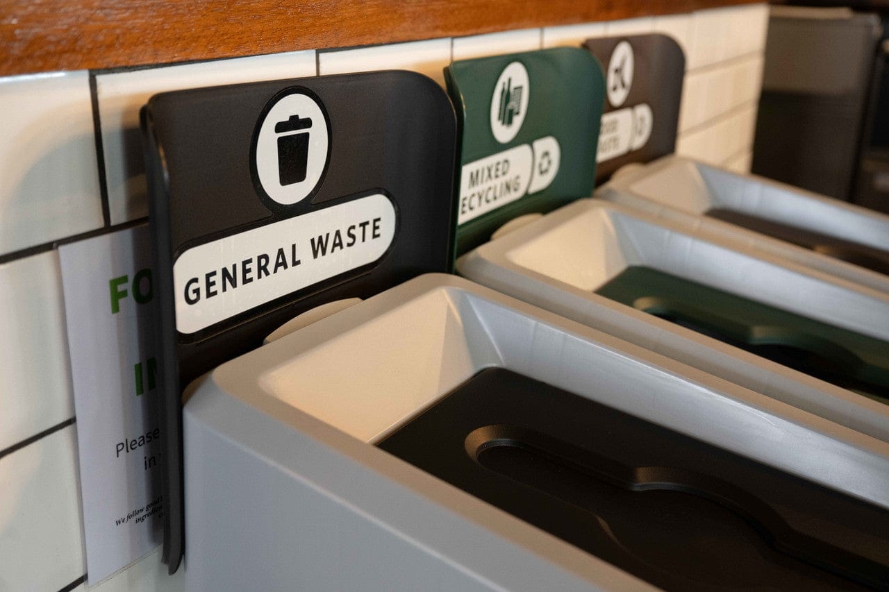 rubbermaid slim jim recycling bin