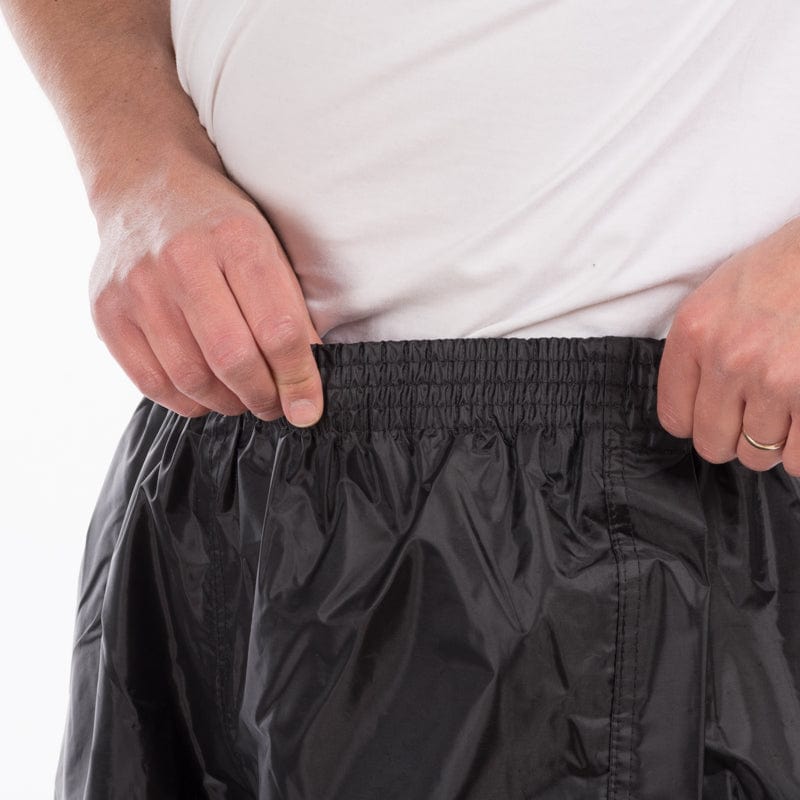elasticated waist on classic rain trouser