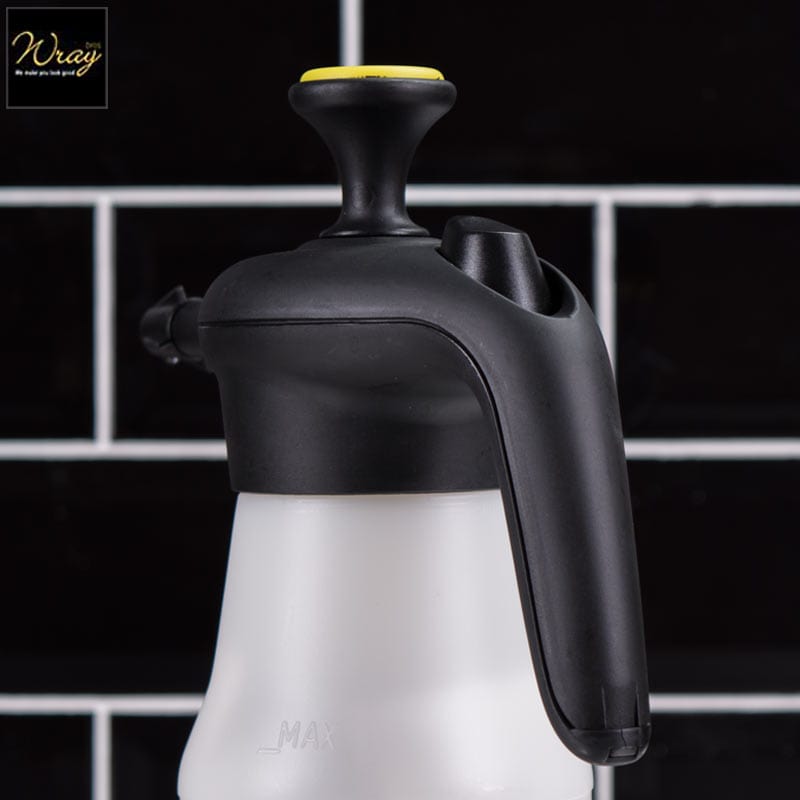 ergonomic easy to grip handle