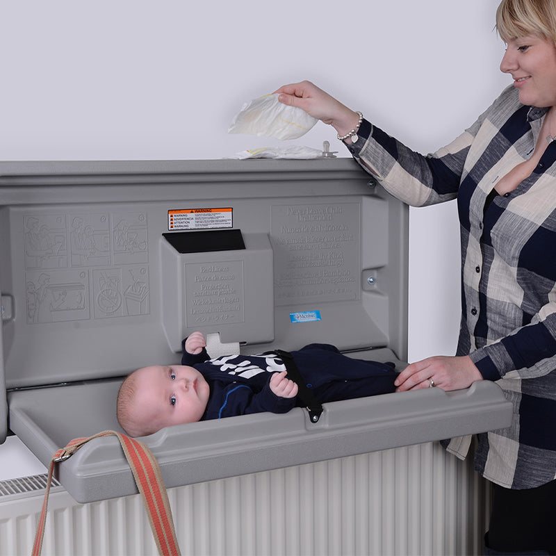 horizontal safe baby changing unit